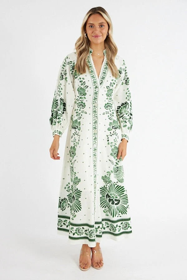 Robe longue bohème Alia : coupe fluide, motifs élégants, tissu coton. Idéale pour mariage champêtre, été. Du S au L. Livraison France, Belgique, Suisse.